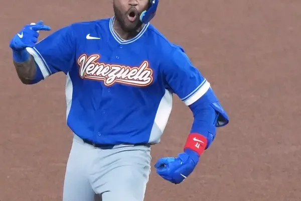 Aaron Nola Leads Italy into Semifinal Clash with Venezuela
