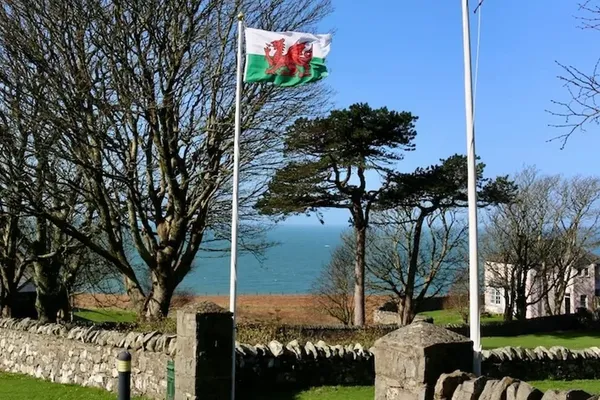 Adult Learners Lead Resurgence of Welsh Language
