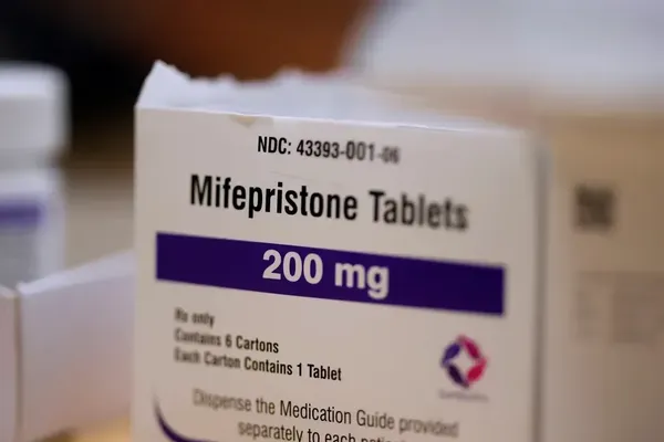 Appeals Court Blocks Nationwide Mailing of Abortion Pills
