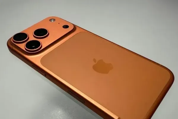 Apple iPhone 18 Pro and Foldable Details Leak Early