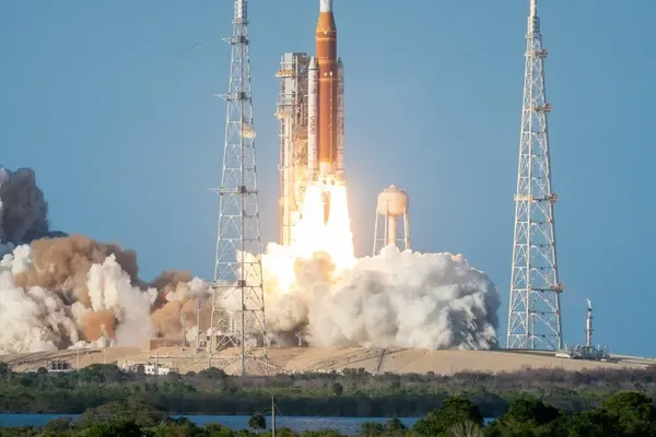 Artemis II Crew Describes First Deep-Space Test Flight