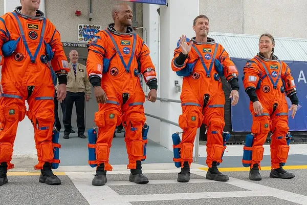 Artemis II Crew Describes Lunar Mission Life Realities