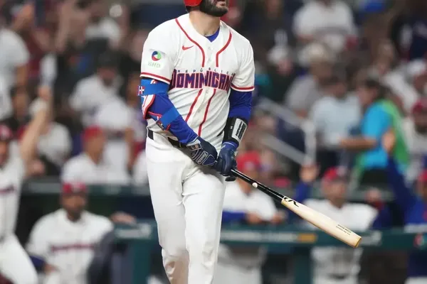 Austin Wells Homer Pushes Dominican Republic to Semifinals