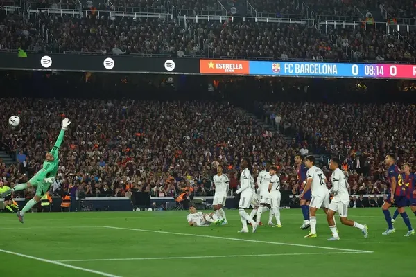 Barcelona Wins La Liga Title by Beating Real Madrid