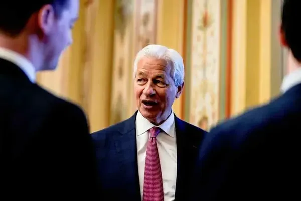 Dimon Attacks Private Credit Risks in Annual Message
