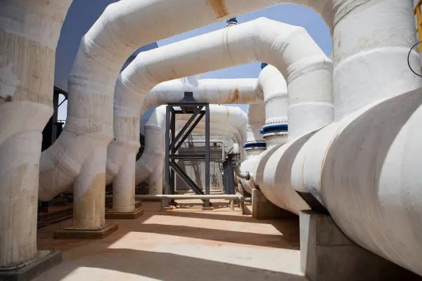 Donald Trump Threatens to Destroy Iranian Desalination