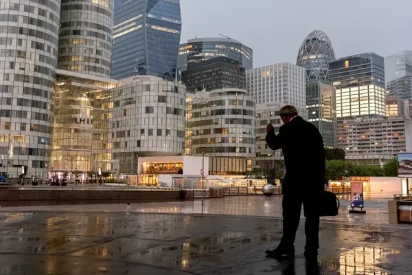 Euro Area Business Activity Sags Under War Pressures