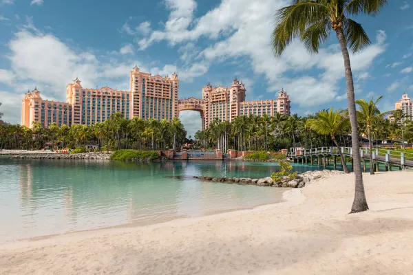 Families Increase Luxury Resort Bookings in the Bahamas