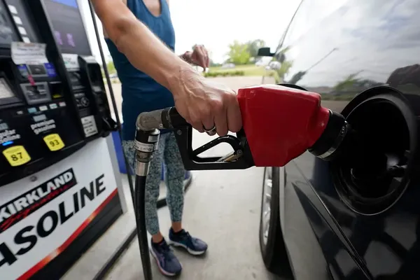 Fed Inflation Gauge Puts Affordability Pressure Back On Washington