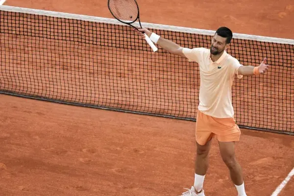 Fonseca Ends Djokovic Title Defense in Five-Set Paris Upset