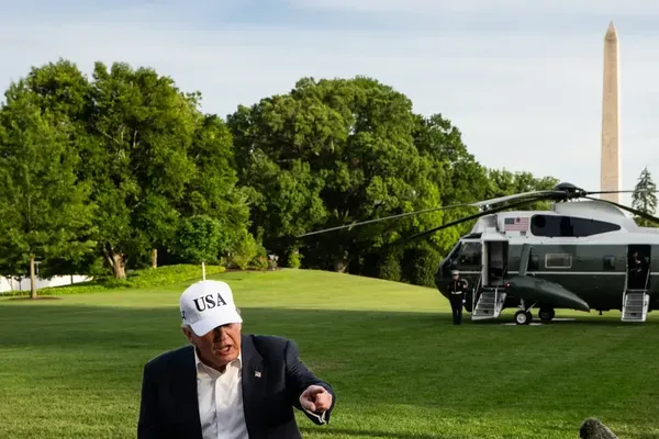 Fox News Confronts Trump on War Claims and Poll Slump