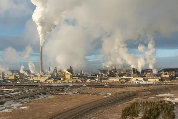 Ottawa Considers Releasing Oil Sands Waste into Northern Rivers
