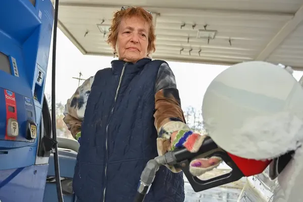 Rising Fuel Costs Threaten Republican Control of Congress
