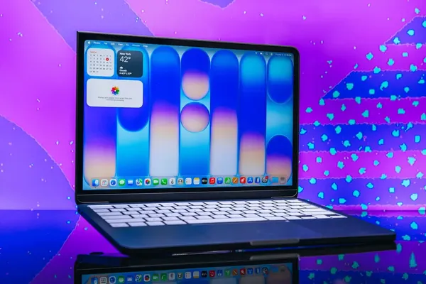 MacBook Neo Arrives to Disrupt Low-Cost Laptop Market