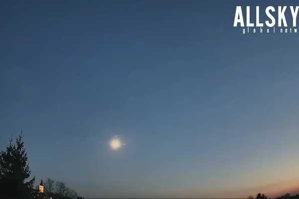 Space Rock Punches Through German Roof in Rare Daytime Strike