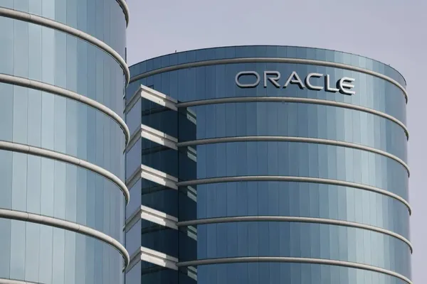 Oracle and Nebius Lead Tech Rally on New AI Infrastructure Bets