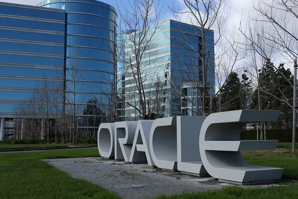 Oracle Earnings Beat Estimates as AI Cloud Demand Surges