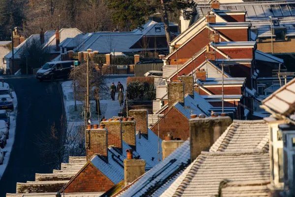 Middle East Conflict Dampens British Housing Market Growth