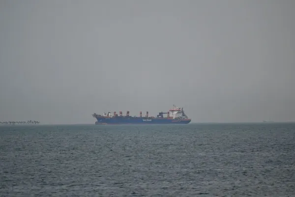Oman Clears Key Oil Port During Widening Fuel Crisis