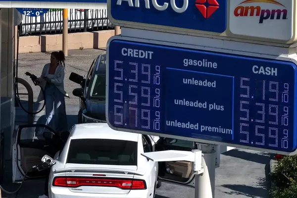 Tanker Attacks Push Oil Above $100 Despite Massive Reserve