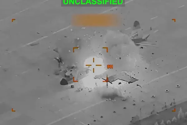 US Airstrikes Destroy Iranian Warplanes Near Blockaded Strait
