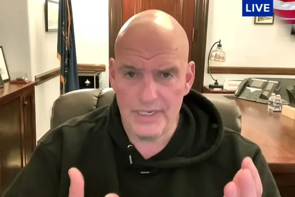 Fetterman Backs Iran Targeted Killing as War Talk Hardens