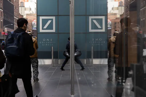 Deutsche Bank Discloses $30 Billion Stake
