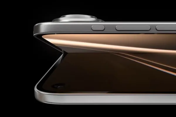 Apple Hardware Strategy Shifts Toward Ultra Thin and Folding