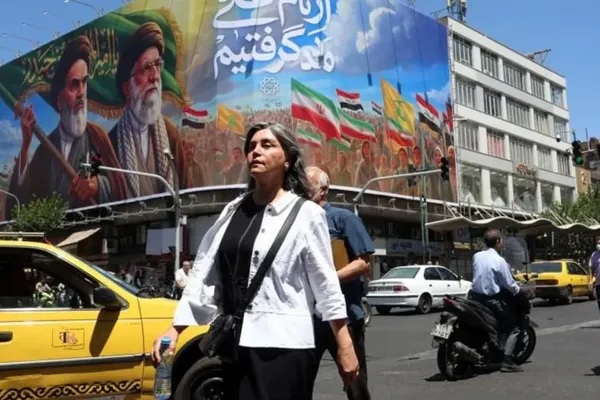 Iran Deal Reopens Hormuz but Leaves War Questions Unsettled
