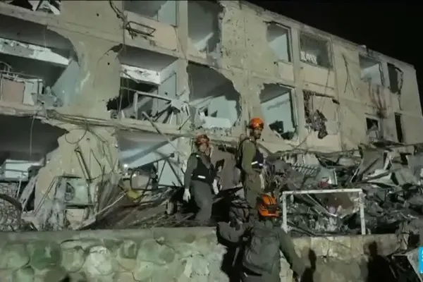 Iran Hits Israeli Nuclear Hub Towns in Missile Barrage