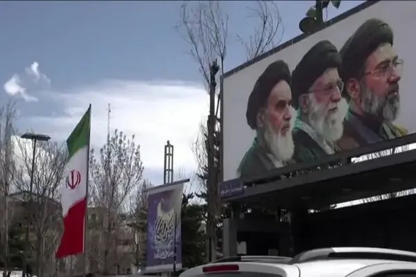 Iran Refuses to Confirm Attendance at Islamabad Peace Summit