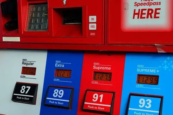 Iran War Pushes US Gas Prices to $4.50 Average