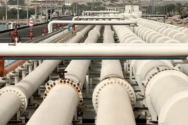Iranian Oil Exports Strain Under US Blockade