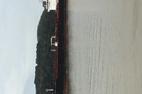 Three Iranian Tankers Defy US Blockade in Gulf of Oman