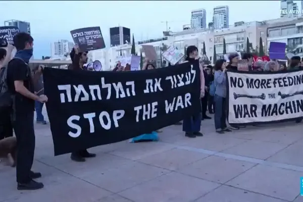 Israel Police Arrest 18 at Growing Tel Aviv Anti-War Protest