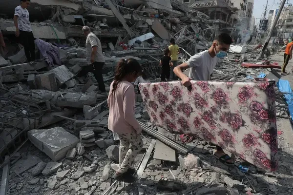 Israeli Strike Hits Gaza Aid Kitchen Killing Three Workers