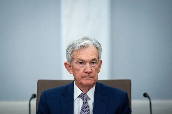 Jerome Powell Cites Rate Uncertainty During Iran Conflict
