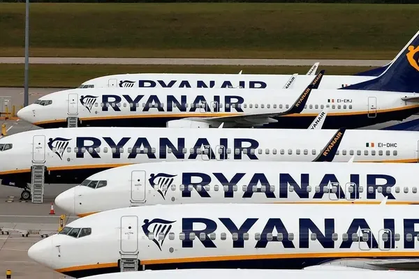 Jet Fuel Shortages Force Lufthansa to Cancel 20,000 Flights