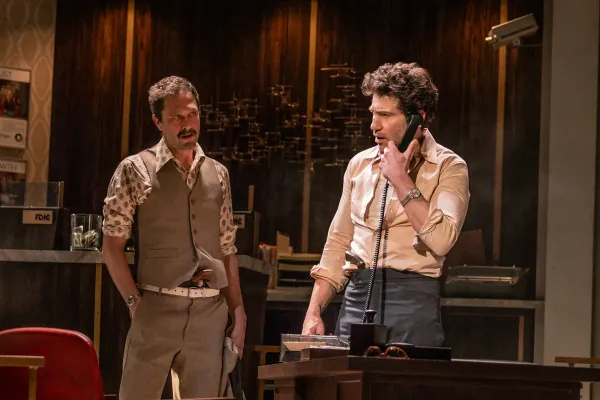 Jon Bernthal Leads Disjointed Dog Day Afternoon Play