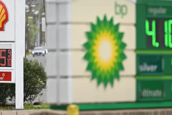 JPMorgan Warns Fuel Shortages Loom During Iran Conflict