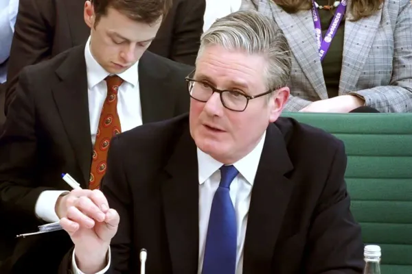 Keir Starmer Convenes Emergency Meeting Over Economic Shock