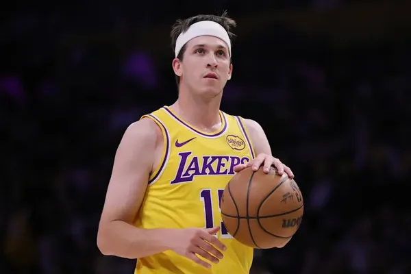 Lakers Guard Austin Reaves Undergoes Second Rib MRI Scan