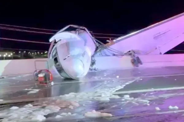 Laredo Highway Crash Involving NetJets Plane Leaves One Dead