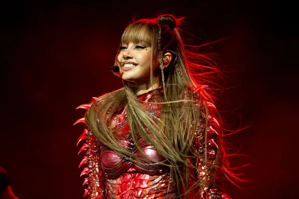 Lisa Launches First K-Pop Las Vegas Residency