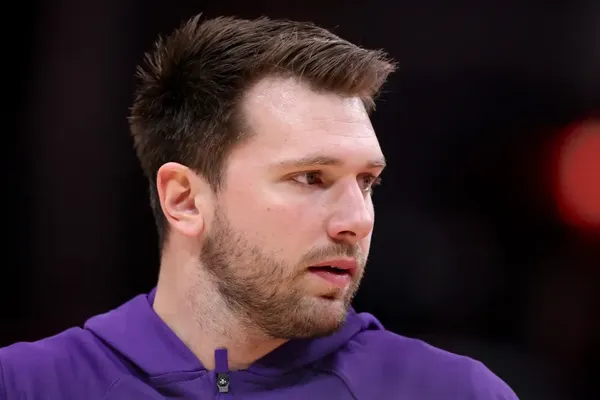 Luka Doncic Injury Threatens Lakers Playoff Ambitions