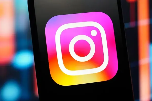 Meta Ends Encrypted Messaging for Instagram Users