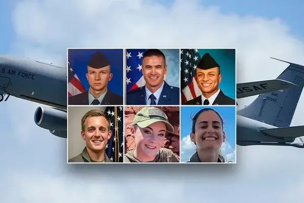 Midair Collision Kills Six US Airmen Over Western Iraq