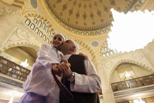 Middle East War Damps Global Eid al-Fitr Festivities