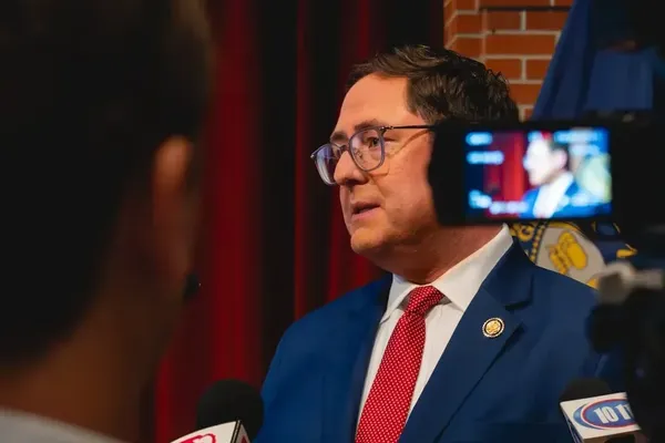Mike Flood Faces Nebraska Voters Amid GOP Town Hall Strain
