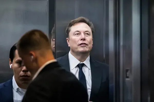 Musk Risks Judicial Rebuke by Joining Trump in Beijing Trip